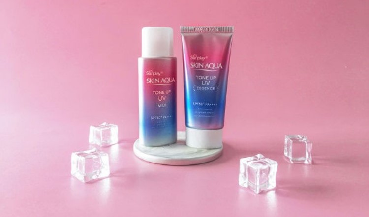 Kem chống nắng Skin Aqua Tone Up UV Milk/Essence